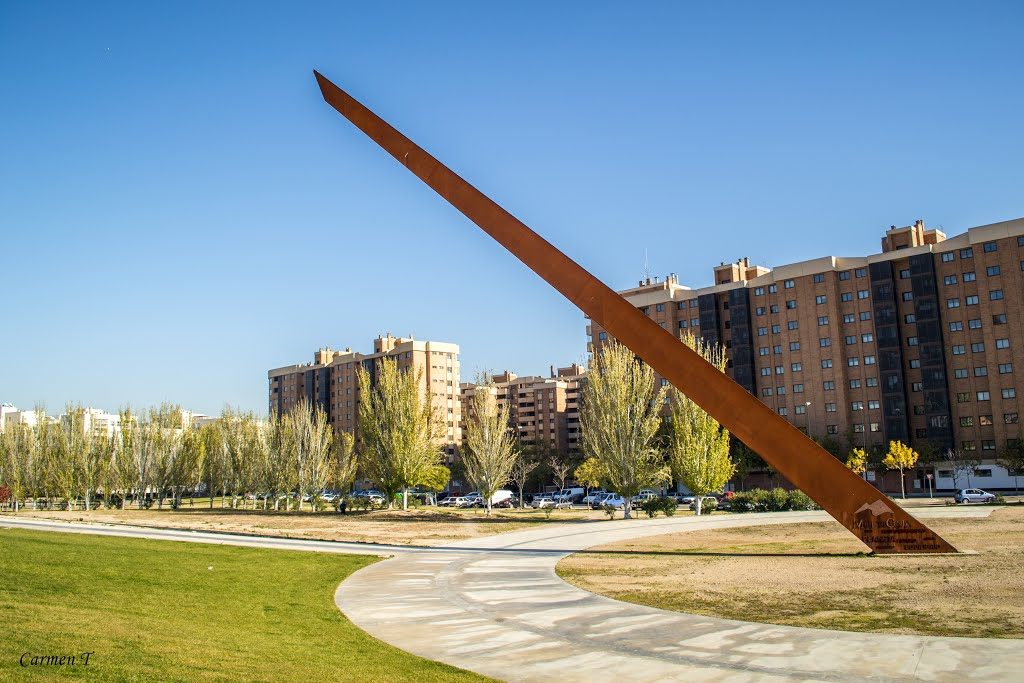 El gigante reloj solar de Zaragoza