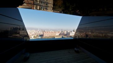 Terraza del museo Pablo Serrano en Zaragoza