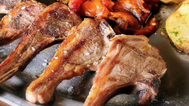 Chuletas de cordero en las Fiestas del Pilar