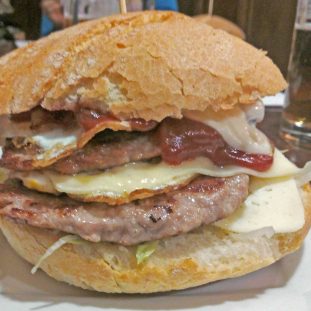 Hamburguesería San Petersburgo en Zaragoza